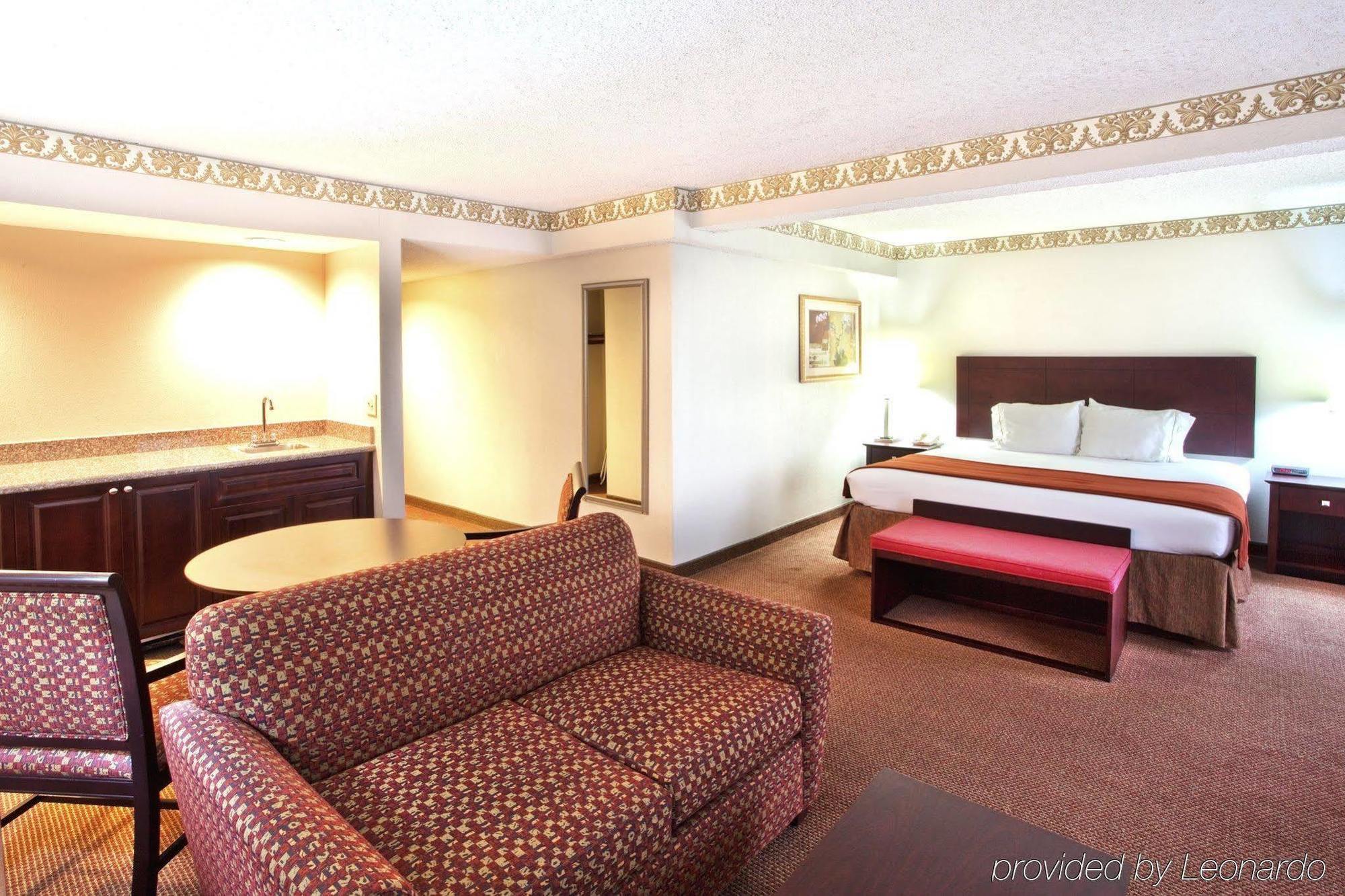 Holiday Inn Express Atlanta W Дугласвилл Номер фото